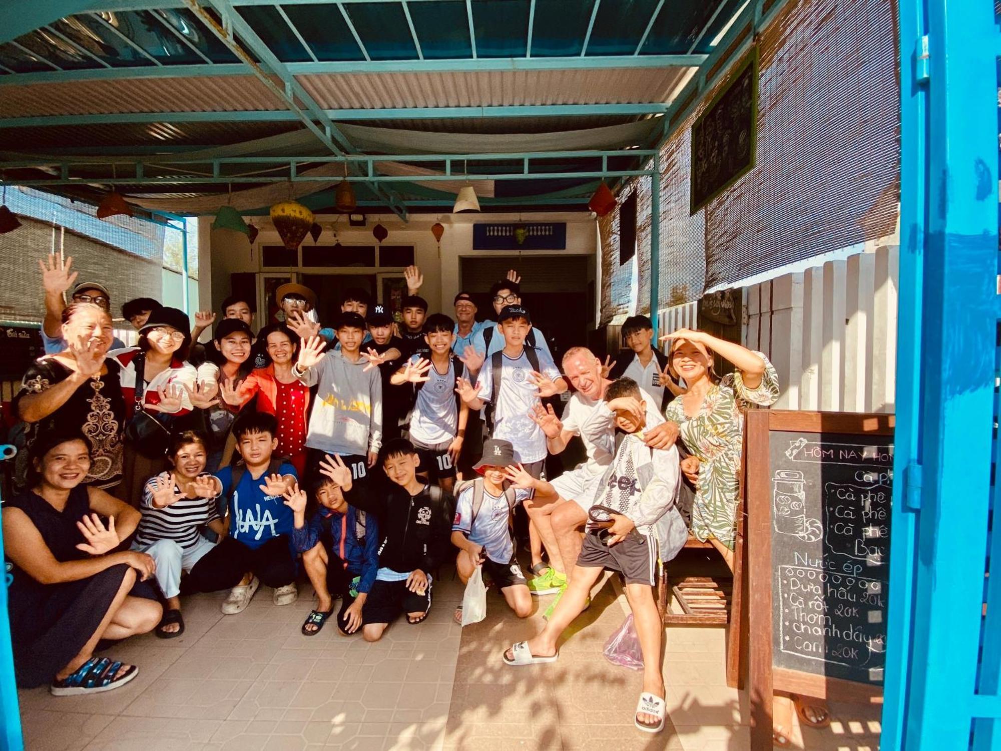 Golden Lantern Tam Thanh Homestay 땀끼 외부 사진